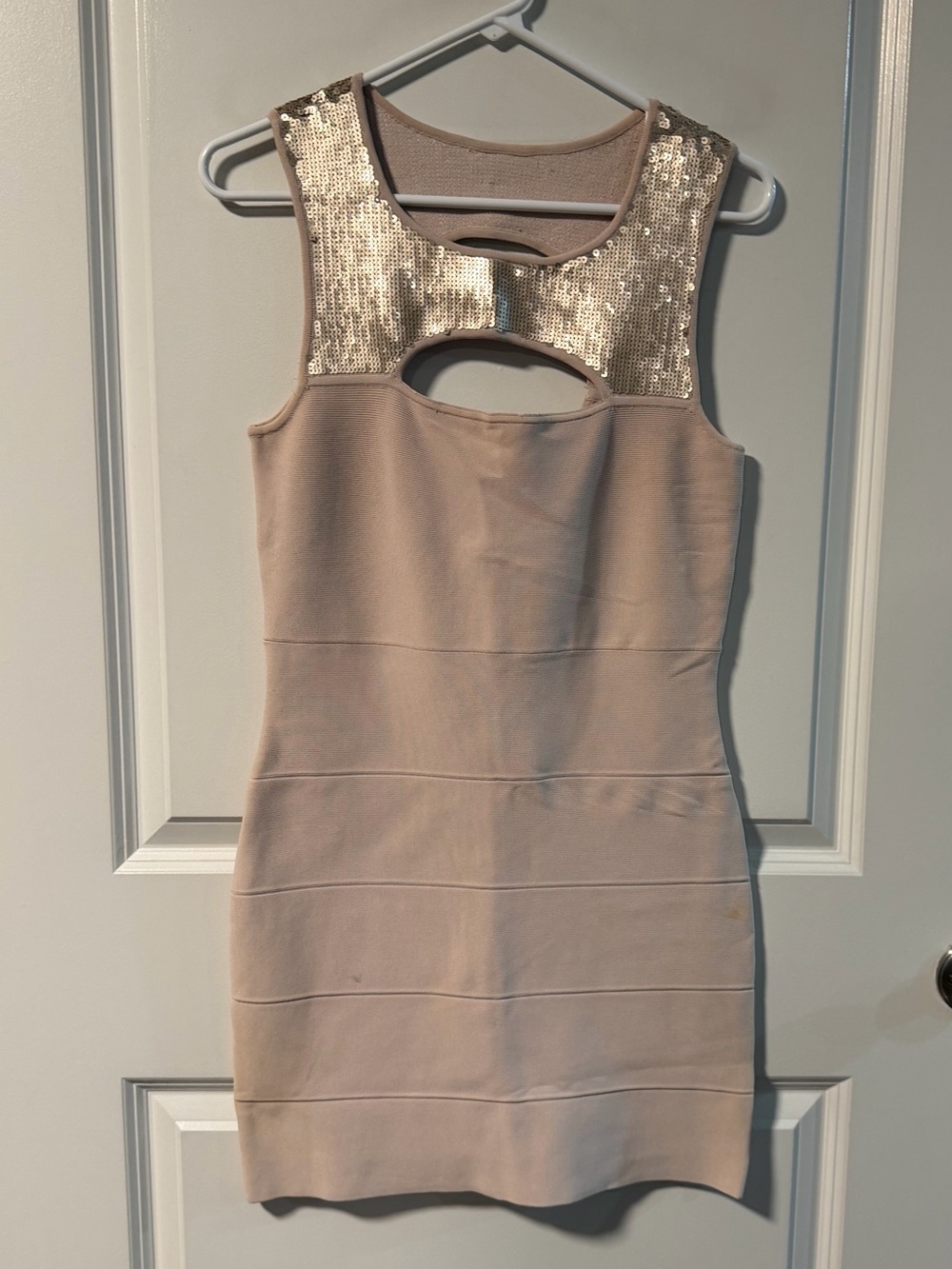 BCBGMAXAZRIA Elias Sequin Bodycon Dress Size L BCBG Good Used Condition